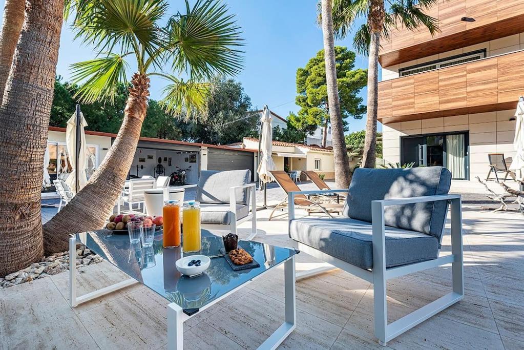 5 Stelle Piscina, Jacuzzi, Wifi - 2 Min Dal Mare Apartment Miami Playa Ngoại thất bức ảnh
